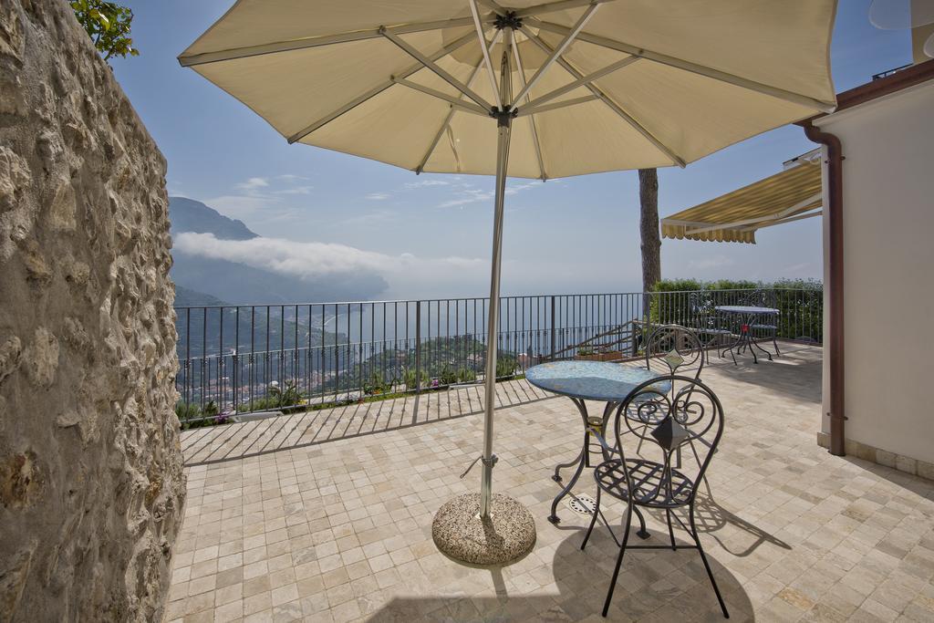 La Casa Di Vania Ravello Exteriör bild