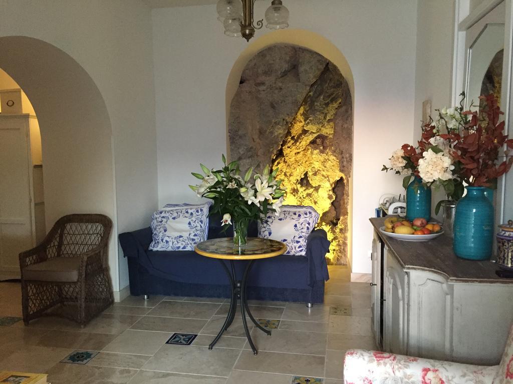 La Casa Di Vania Ravello Rum bild