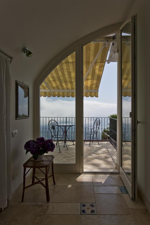 La Casa Di Vania Ravello Exteriör bild
